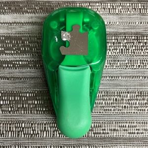EK Success Large Puzzle Piece Paper Punch